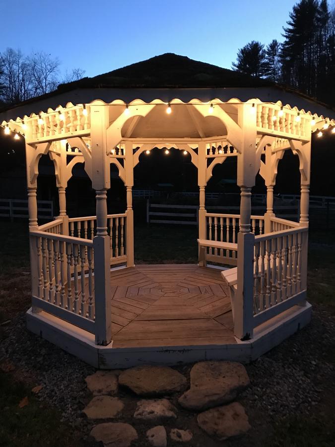 Valle Crucis Farm Buitenkant foto